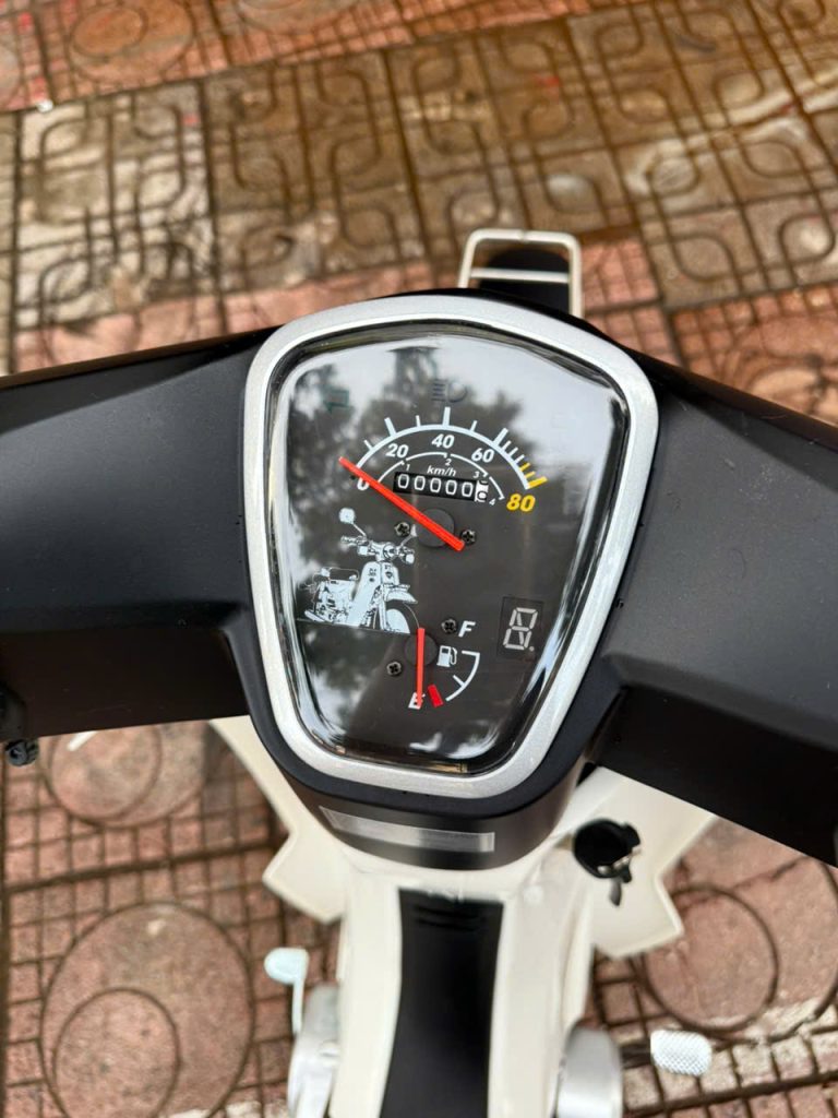 Đồng hồ analog hiển thị tốc độ