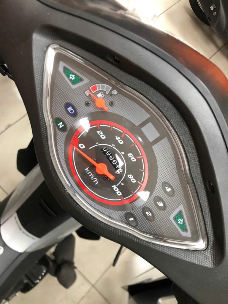 Đồng hồ cơ truyền thống