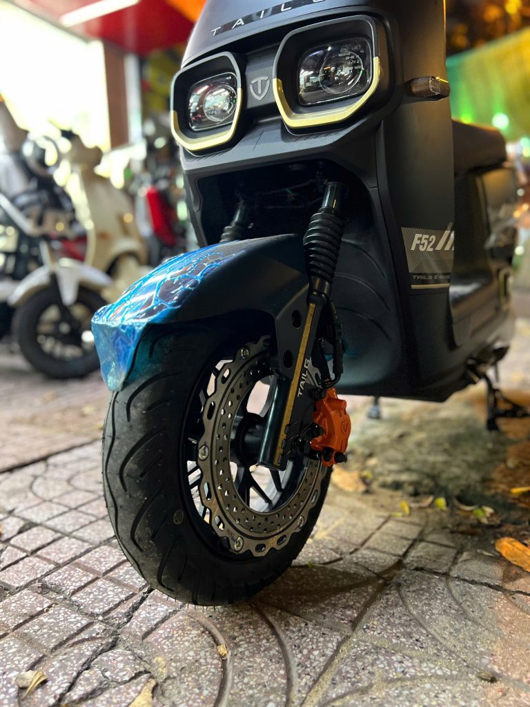 Đèn chiếu sáng thông minh