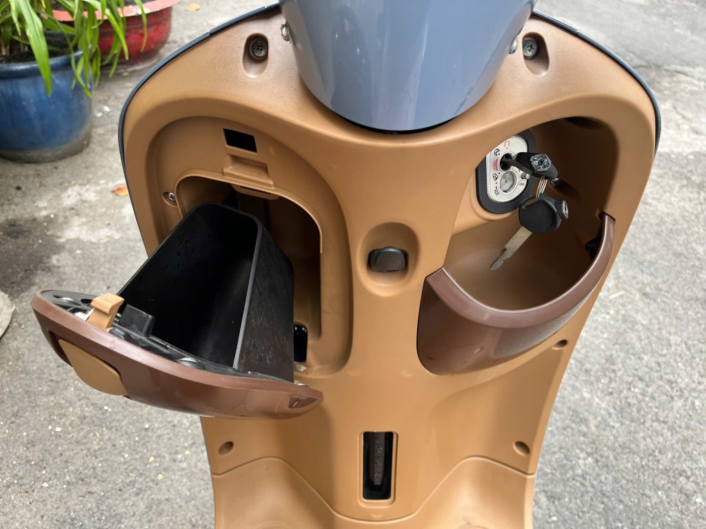 Xe ga 50cc Giorno HSV2: tiện lợi cho cuộc sống hàng ngày